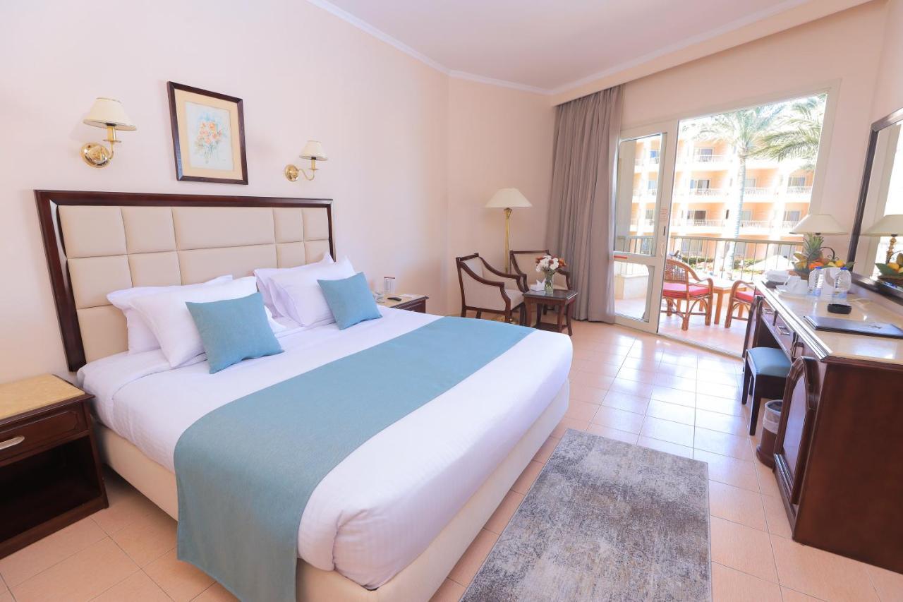Sea Star Beau Rivage Hotel Хургада Екстериор снимка