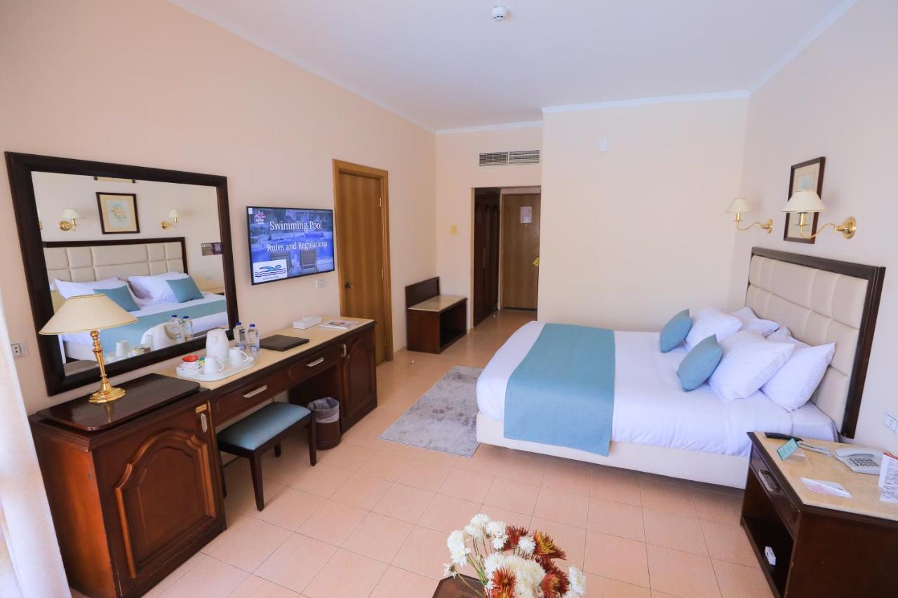 Sea Star Beau Rivage Hotel Хургада Екстериор снимка