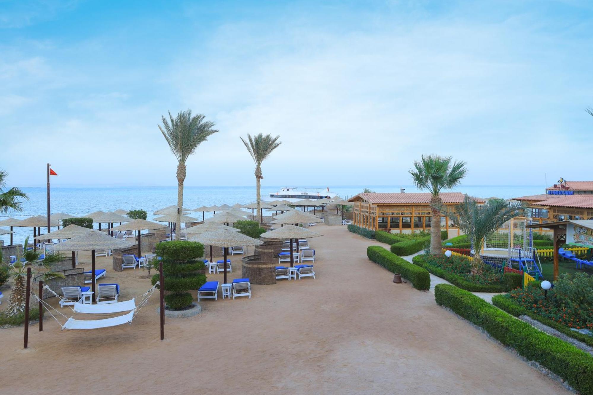 Sea Star Beau Rivage Hotel Хургада Екстериор снимка